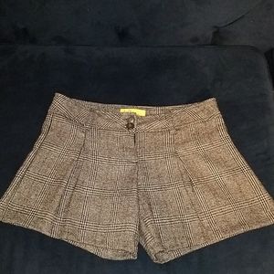 EUC pleated dress shorts